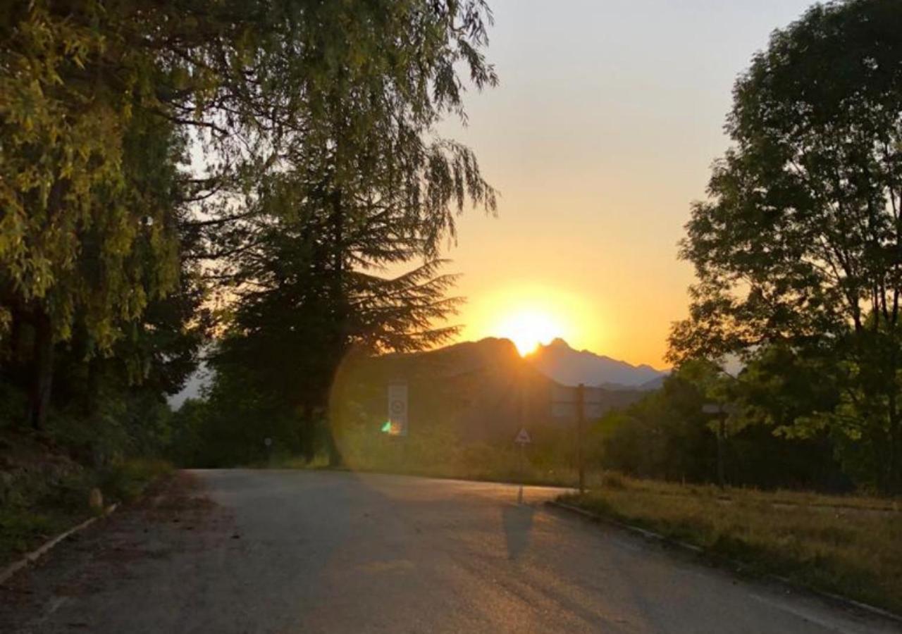 Apartamento Con Encanto En El Pirineo La Pobla de Lillet Esterno foto