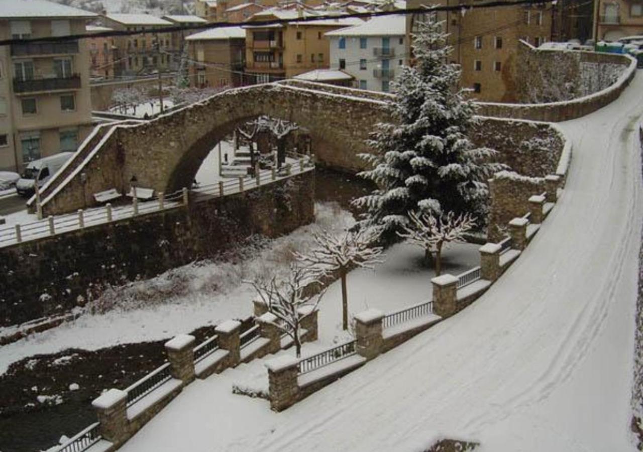 Apartamento Con Encanto En El Pirineo La Pobla de Lillet Esterno foto